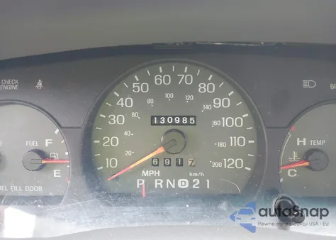 2003 Mercury Grand Marquis Gs from USA, damaged, VIN 2MEFM74WX3X677177